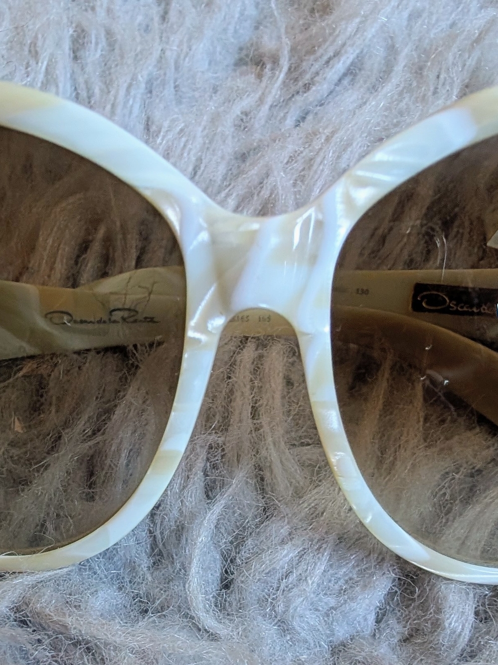 Oscar de la Renta Pearl White Marbled Women's Sunglasses